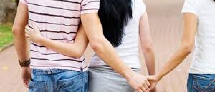 Evliyken Başka Bir Erkekle ya da Kadınla Birlikte Yaşamak Zinaya Dayalı Boşanma Sebebidir.