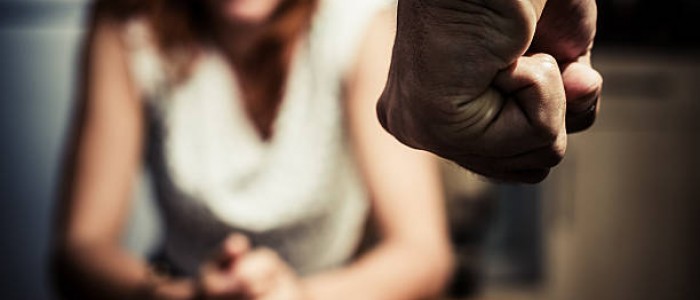 PEK KÖTÜ VE ONUR KIRICI DAVRANIŞ SEBEBİYLE BOŞANMA