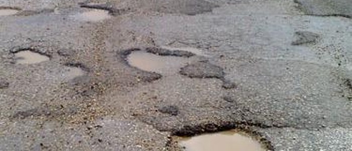 Yol Bozukluğu veya Yol Hatası Nedeniyle Trafik Kazalarında Sorumluluk